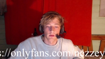 Nezzey  04-07-2021 video giggles